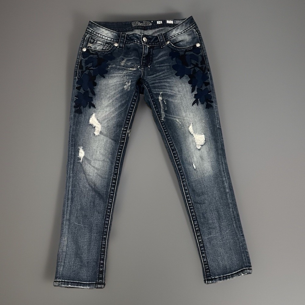 Miss Me Jeans Womens 28 Blue Floral  Embroidered Cropped Distressed JP7668AK